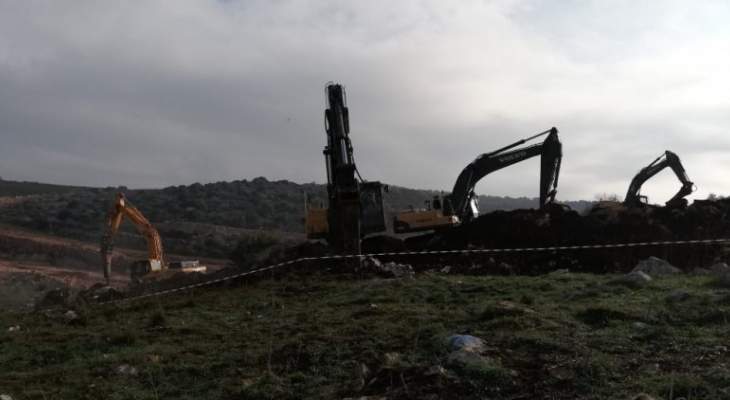 النشرة: الجيش الاسرائيلي استقدم ورشة لإستكمال الحفر في كروم الشراقي