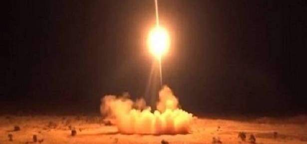 الحوثيون يعلنون عن إطلاق صاروخ باليستي باتجاه الساحل الغربي