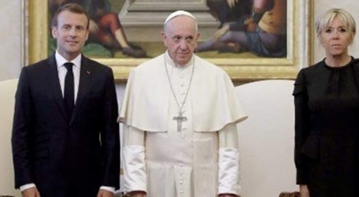 البابا فرنسيس يخصّص وقتا أطول من المعتاد للقائه مع ماكرون