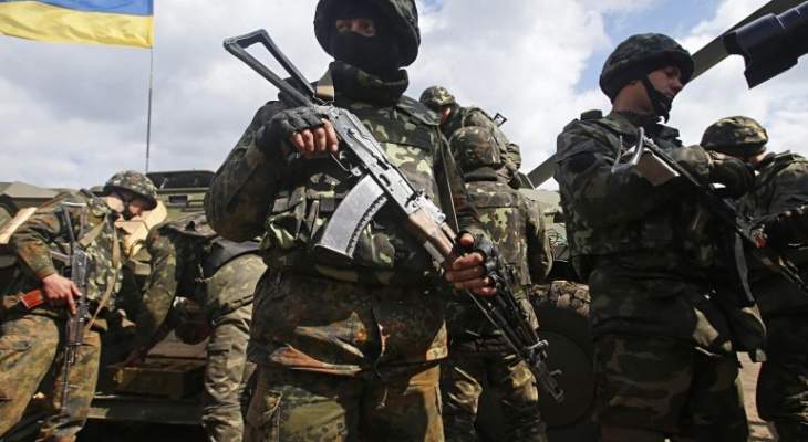 أفراد من جيش أوكرانيا يتدربون بقاعدة سرية على يد خبراء من أميركا وكندا
