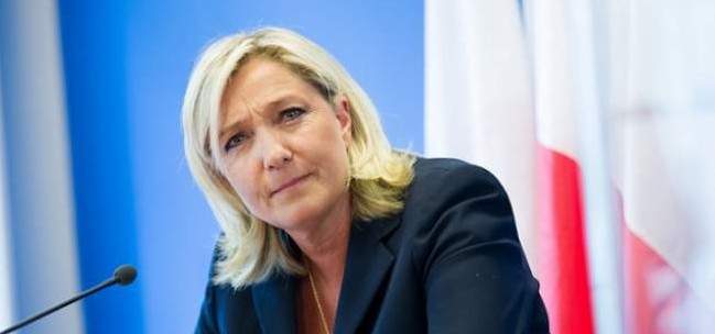 لوبان تطالب باستقالة وزير داخلية فرنسا وبطرد الأجانب الخطرين أمنيا