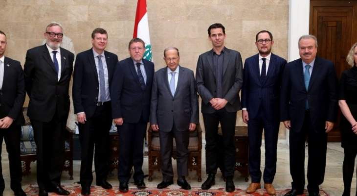 الرئيس عون عرض مع رئيس مجلس النواب البلجيكي العلاقات الثنائية