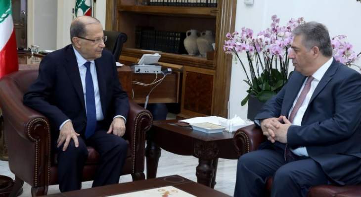  الرئيس عون التقى السفير الفلسطيني اشرف دبور  