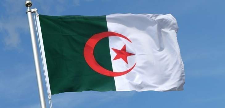 رويترز: الجزائر تمنع السوريين من دخولها بسبب عناصر المعارضة المسلحة
