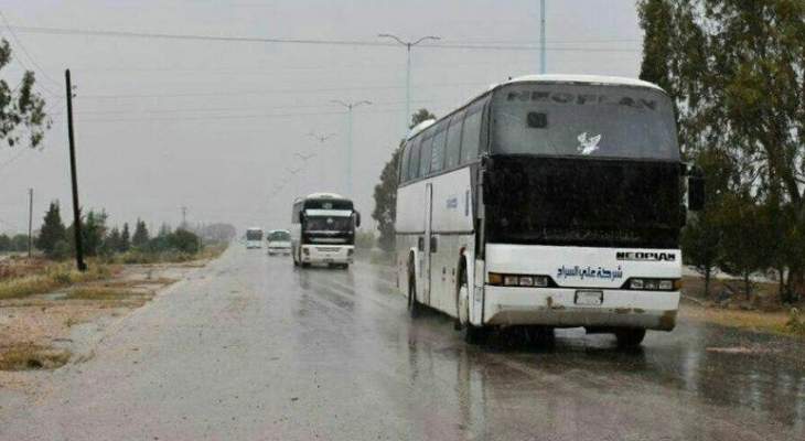 دخول الحافلات إلى الرستن في ريف حمص الشمالي لترحيل المسلحين إلى جرابلس