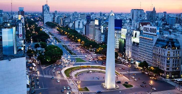 الإندبندنت: هزة أرضية تضرب العاصمة الأرجنتينية بيونس آيرس