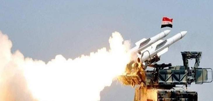 سانا:الدفاعات الجوية السورية تصدت لعشرات الصواريخ بعضها أصاب هدفه 