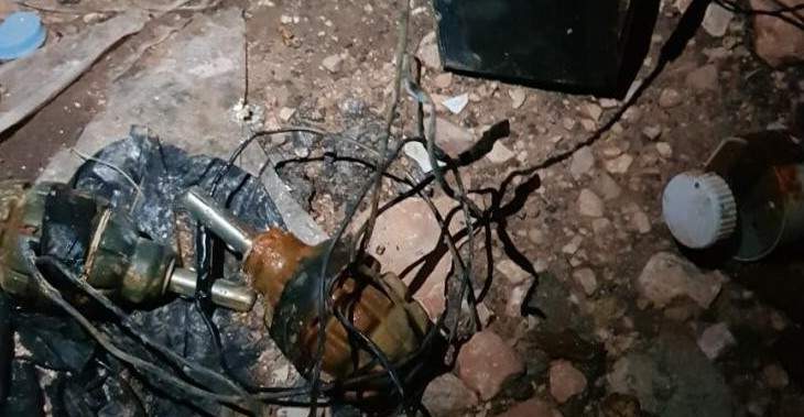  النشرة: العثور على كيس بداخله قنابل في منطقة المصنع والجيش طوق المكان