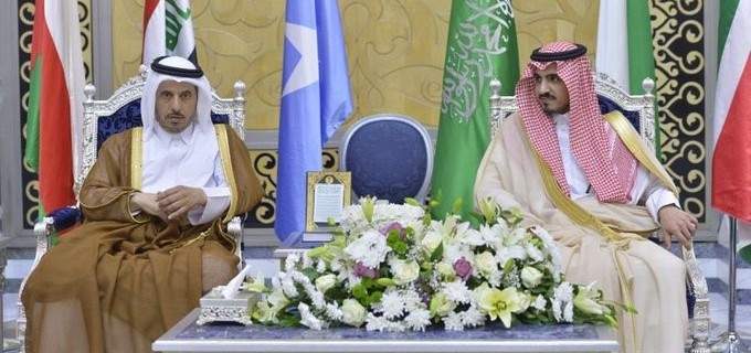 رئيس وزراء قطر يصل السعودية للمشاركة في القمم الخليجية والعربية والإسلامية 