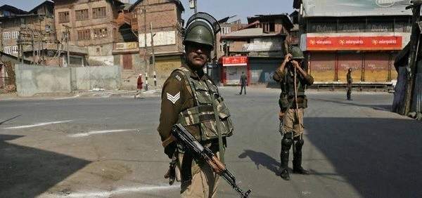 مقتل مسلحين اثنين إثر اشتباكات مع قوات الأمن الهندية في كشمير