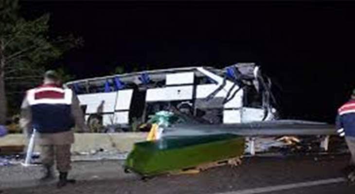 مقتل 30 مهاجرا غير شرعي جراء تصادم حافلة تقلهم قرب بني وليد في ليبيا