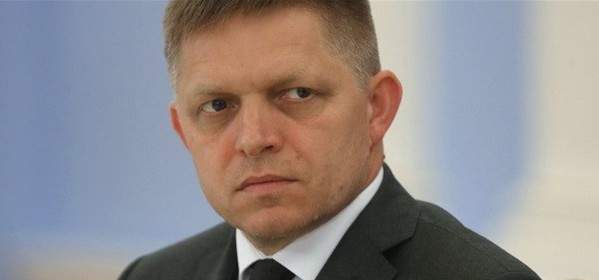 استقالة رئيس وزراء سلوفاكيا على خلفية حادث مقتل صحفي وصديقته