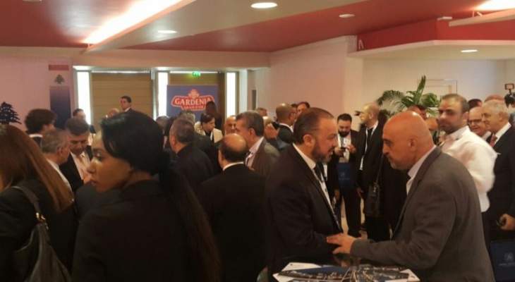  النشرة: افتتاح مؤتمر الطاقة الاغترابية في ابيدجيان وترقب لكلمة باسيل 
