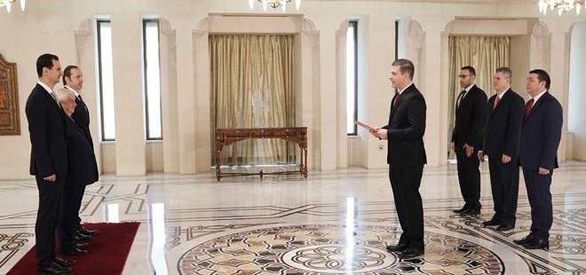 الأسد تسلّم أوراق اعتماد سفيري أرمينيا وفنزويلا لدى سوريا