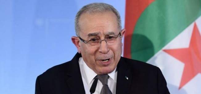 نائب رئيس الوزراء الجزائري سيقوم بجولة خارجية لبحث الأحداث في الداخل