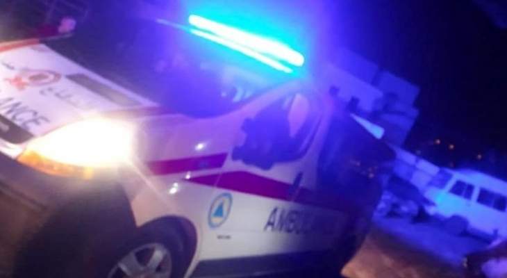 الدفاع المدني: إصابة مواطنة جراء سقوطها من شقة سكنية في النمورة- كسروان