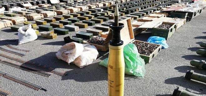 العثور على صواريخ وأسلحة متنوعة وقذائف ومئتي ألف طلقة من الذخائر بريف دمشق