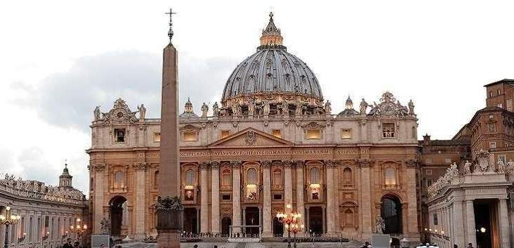 الكرسي الرسولي: استقالة المتحدث باسم الفاتيكان ومعاونته 