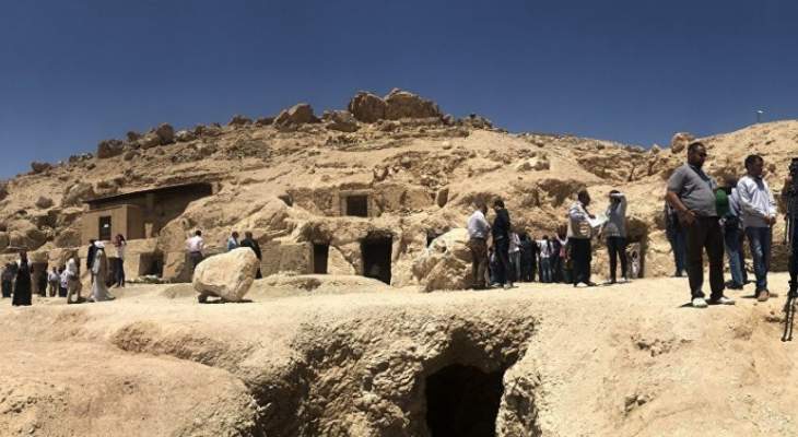 الكشف عن 3 مقابر في مصر يعود تاريخها إلى نحو 3500 سنة