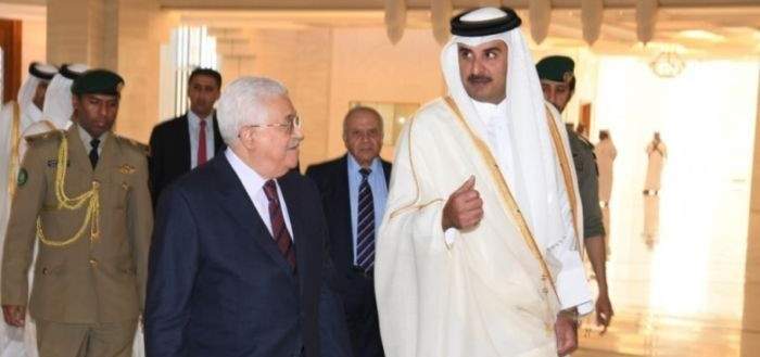عباس وأمير قطر بحثا آخر التطورات المتعلقة بالقضية الفلسطينية