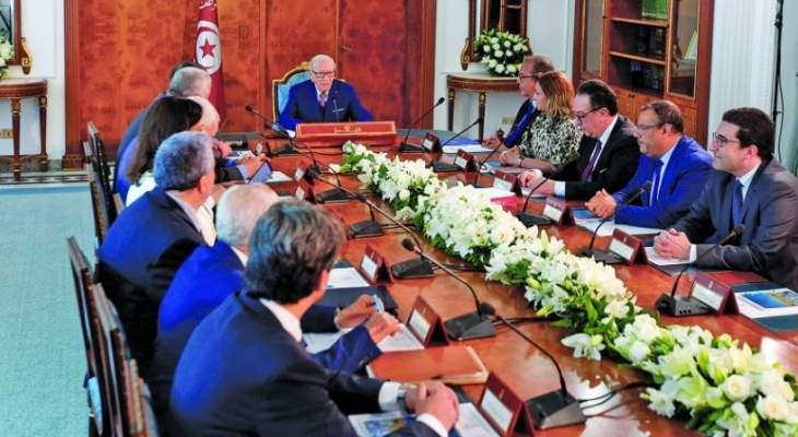 الرئيس التونسي أكد ضرورة تطوير العلاقات مع الصين وتنويعها