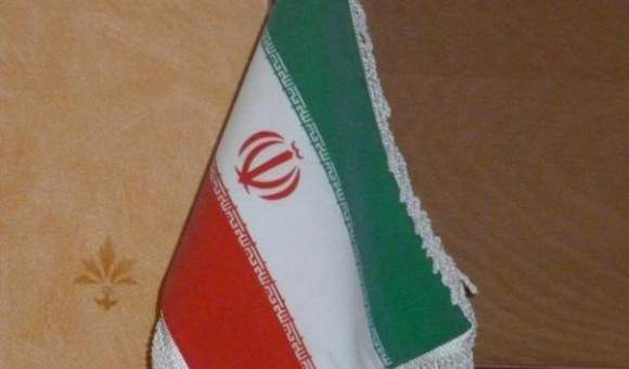 إيران إنترناشيونال: إضرام النار بمصرف &quot;مسكن&quot; في مدينة شهريار بطهران