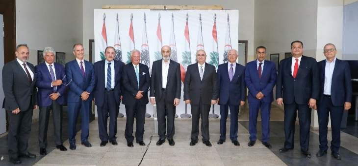 جعجع استقبل وفدا من مجلس العمل والاستثمار اللبناني في السعودية