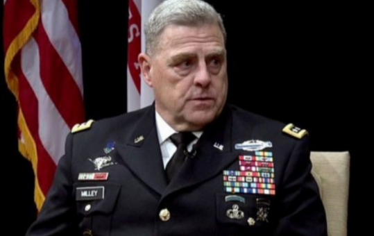 وصول رئيس هيئة الأركان الأميركية المشتركة الجنرال مارك ميلي إلى العراق