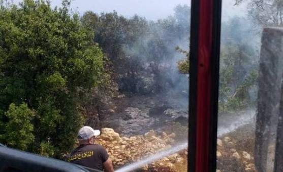 إخماد حريق كبير في أحراج بلدة دده في الكورة
