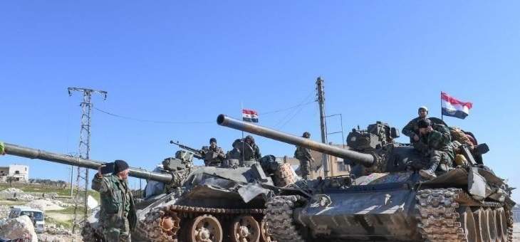 تلفزيون سوريا: المضادات الأرضية تتصدى لطائرات مسيرة بمحيط مطار حماه العسكري