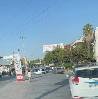 النشرة: محتجون قطعوا طريق سعدنايل في البقاع 