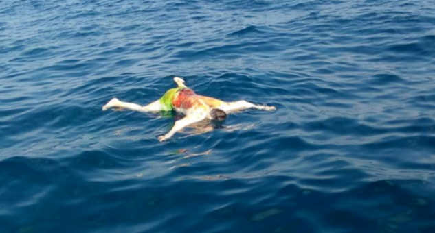 العثور على جثة رجل عائمة على سطح الماء قبالة جزر الميناء في طرابلس