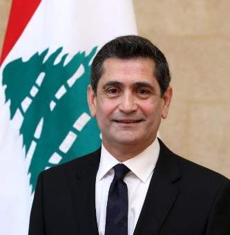 قيومجيان: الولاء الوحيد يجب ان يكون للبنان ويجب العودة للهوية اللبنانية