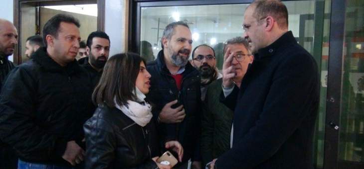 حمد حسن يتفقّد مكتب وزارة الصحة على الحدود اللبنانية السورية