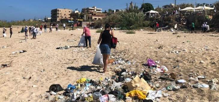 &quot;الكتائب&quot; تنظم حملة تنظيف لشاطئ الرميلة