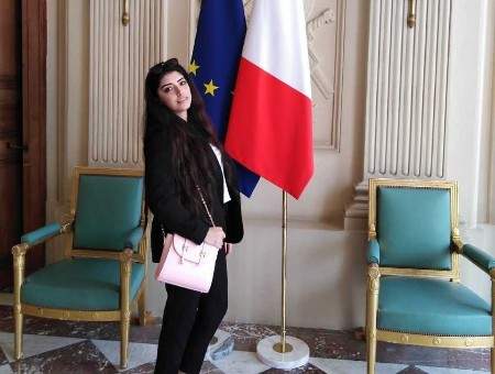 طالبة في الجامعة اللبنانية تقدّم مرافعةً في البرلمان الفرنسي عن &quot;حقوق المرأة&quot; 