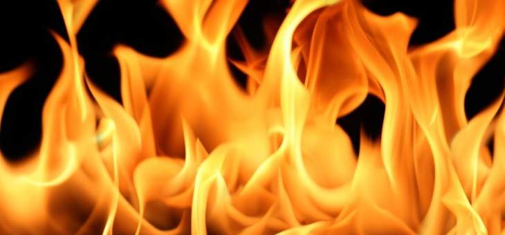 النشرة: عناصر إطفاء صيدا أخمدوا حريق شقة سكنية بالشرحبيل وآخر شب بكابلات كهربائية بحي الزويتيني