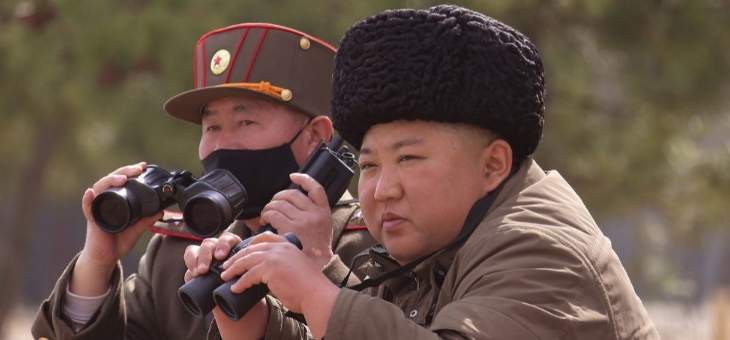 زعيم كوريا الشمالية يشرف على مناورة جديدة لمدفعية بعيدة المدى