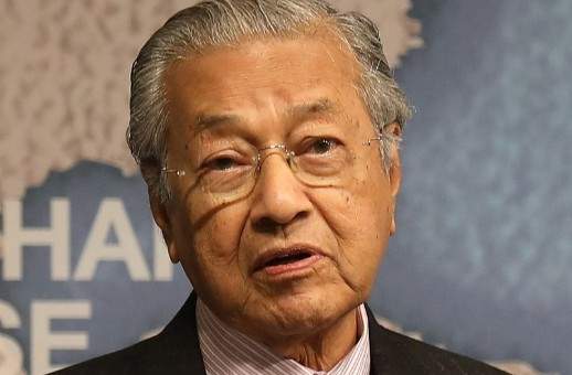 رئيس وزراء ماليزيا: مجبرون على غلق حسابات مصرفية لأفراد وشركات إيرانية