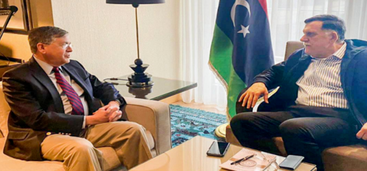 السراج التقى السفير الأميركي لدى تركيا وبحث معه مستجدات الوضع بليبيا 