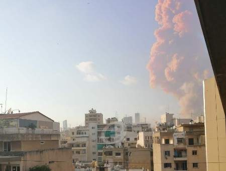 دوي انفجار ضخم في مدينة بيروت 