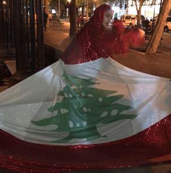 الجالية اللبنانية في نيويورك تنظم وقفة تضامنية مع المتظاهرين في لبنان