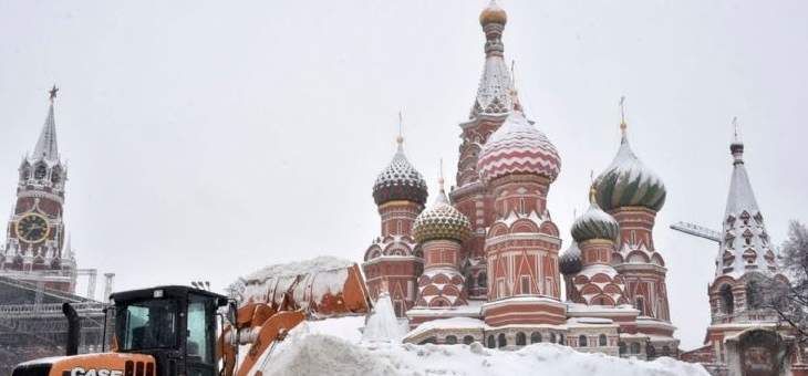 روسيا تسجل أكبر نسبة تساقط ثلوج في موسكو منذ 50 عاما