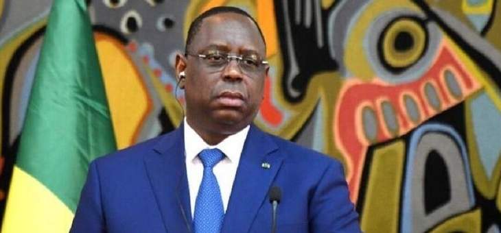 رئيس السنغال يعفو عن رئيس بلدية دكار السابق بعد اتهامه بالفساد