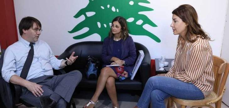 جارفيس: لبنان أمام خيارين اما الاصلاح الحقيقي أو الانزلاق