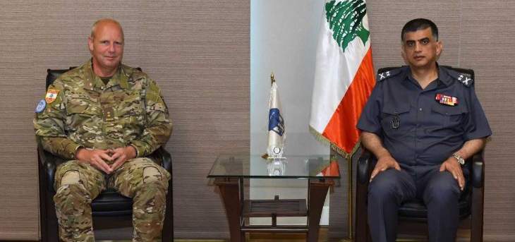 اللواء عثمان التقى ضابطا من لجنة مراقبة الهدنة  بالامم المتحدة