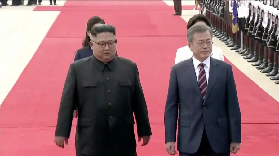 أوقات الحياة شهادة دبلوم غير رسمي  رئيس كوريا الجنوبية يصل إلى كوريا الشمالية للقاء كيم جونغ أون