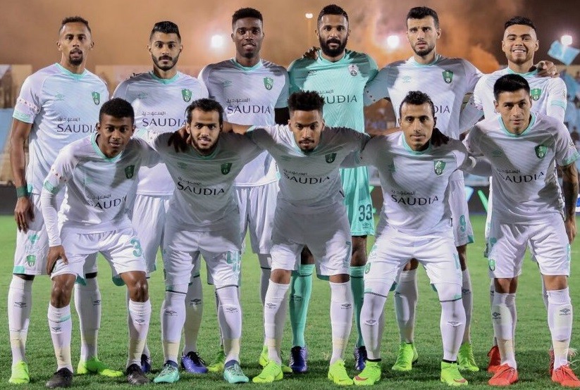 رسميا الاهلي السعودي يقيل مدربه بابلو غويدي